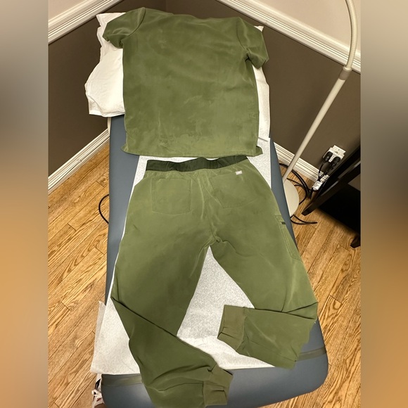Figs Olive Green scrubs. Ok condition. Discolored from washing. - Picture 2 of 3